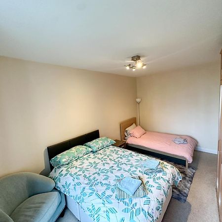 شقة 2 Bed Flat - Short Walk From Brent Cross Station هيندون المظهر الخارجي الصورة