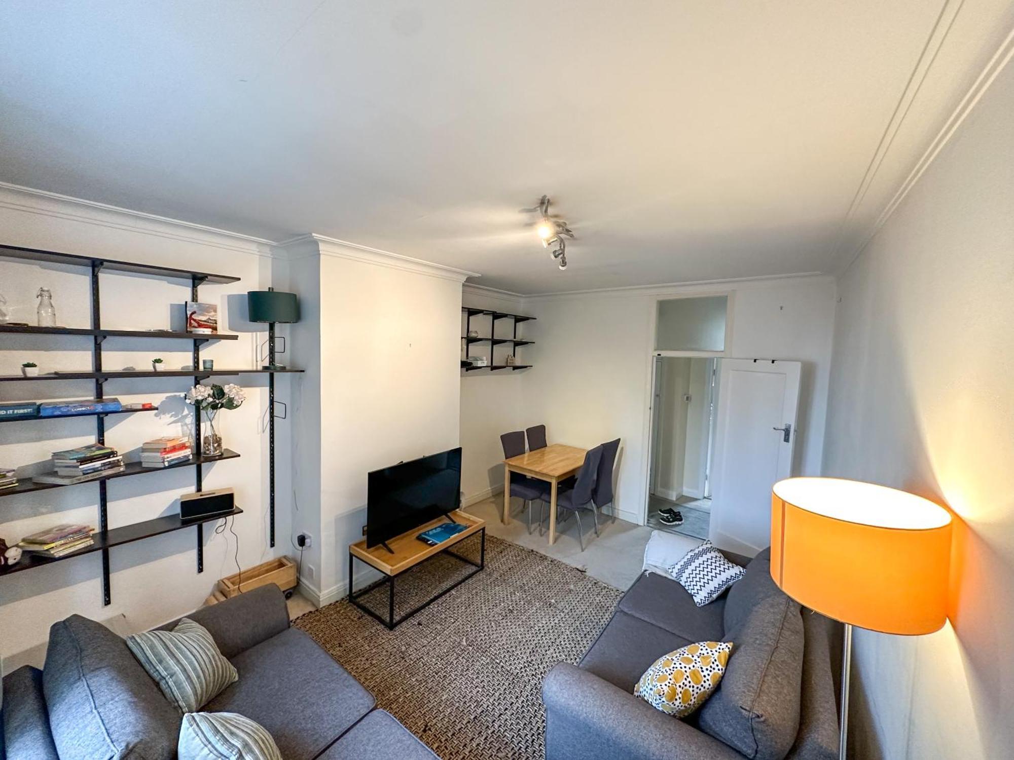 شقة 2 Bed Flat - Short Walk From Brent Cross Station هيندون المظهر الخارجي الصورة
